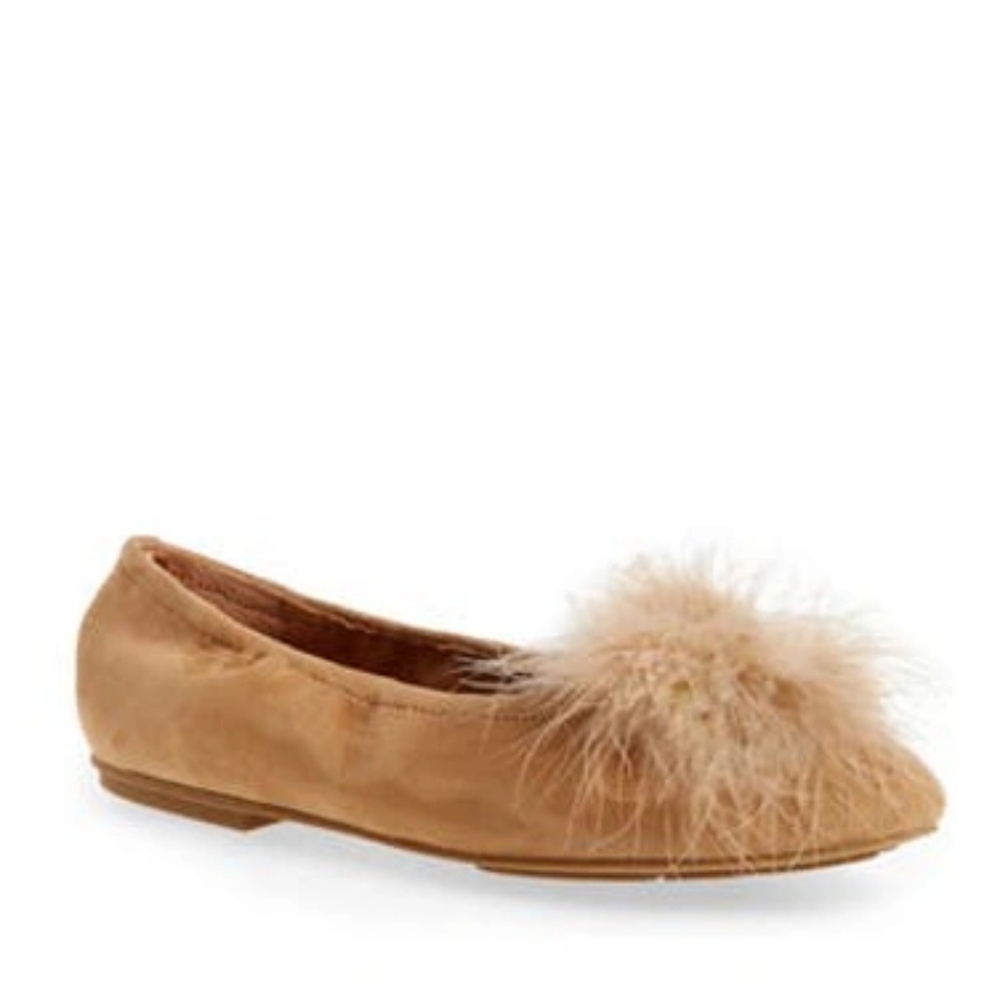 Gentle Souls Portia Pompom Genuine Leather Ballet Flats in Camel Size 7.5